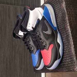 New Nike Air Jordan Air Max 270 Mars Top 3 Retro - Size 9.5